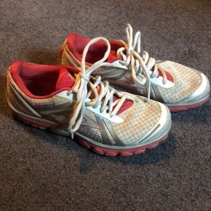 Pure Cadence Brooks Running Shoes